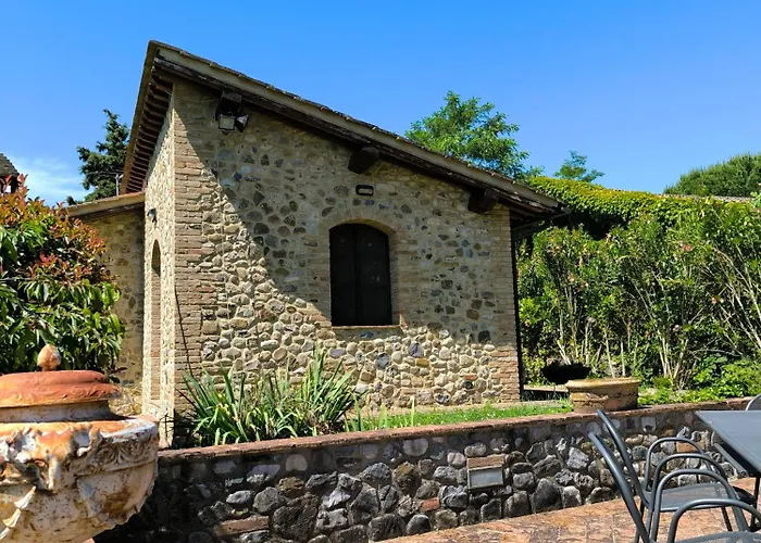 La Casina Nella Fattoria 아파트 시에나