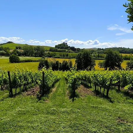 Апартаменти La Casina Nella Fattoria