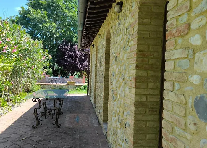 La Casina Nella Fattoria Lägenhet Siena